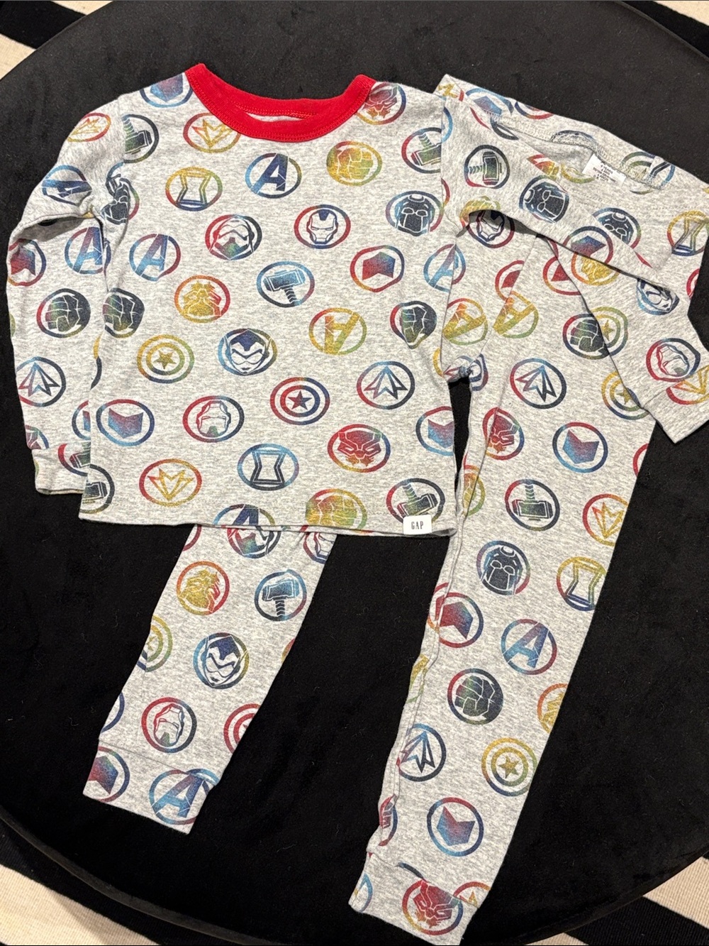 GAP Marvel Avengers Pajama Set Organic Sz: 4T